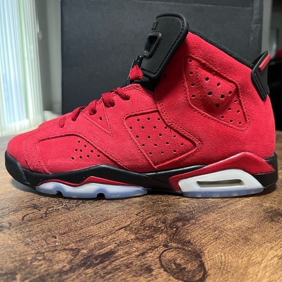 Air Jordan 6 Retro (GS) - Picture 5 of 8
